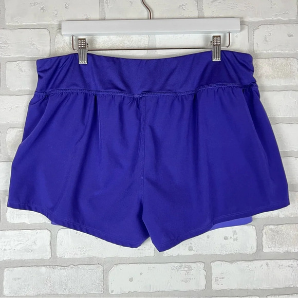 ๐โ Champion Women's Athletic C9 Shorts Built-In Shorts XL Purple Poly Running - Picture 9 of 10
